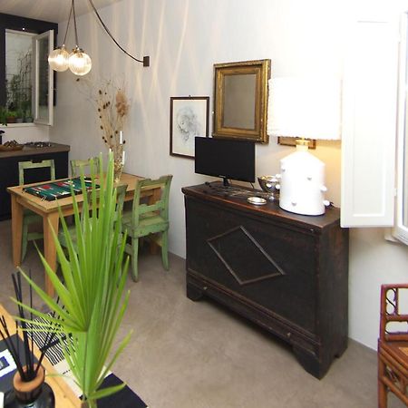 Appartamento Centro Citta Quartiere Oltrarno Con Una Camera Da Letto 佛罗伦萨 外观 照片