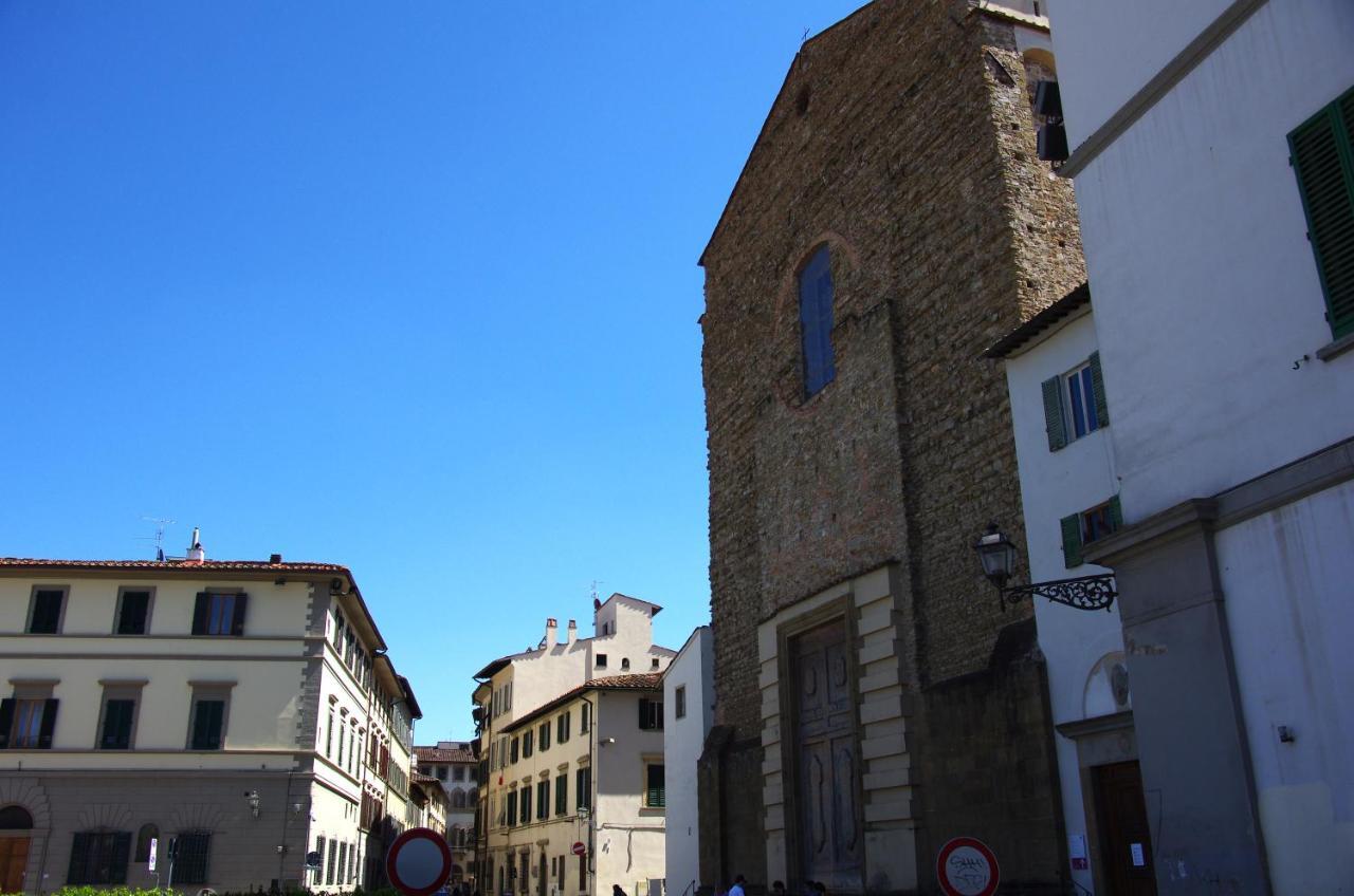 Appartamento Centro Citta Quartiere Oltrarno Con Una Camera Da Letto 佛罗伦萨 外观 照片