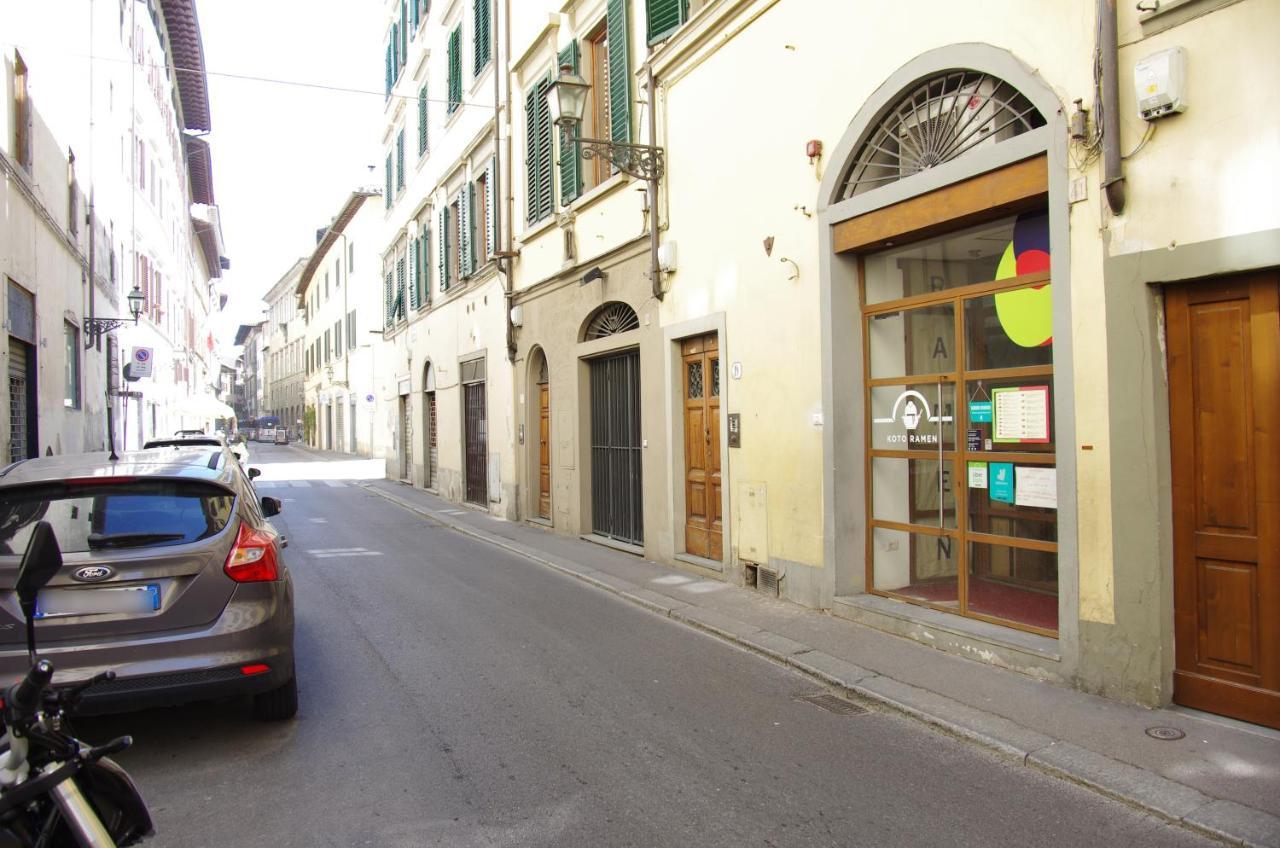 Appartamento Centro Citta Quartiere Oltrarno Con Una Camera Da Letto 佛罗伦萨 外观 照片